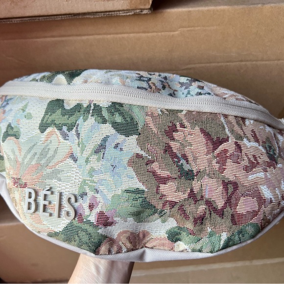 BEIS Floral Pattern Bum Bag - Picture 3 of 4